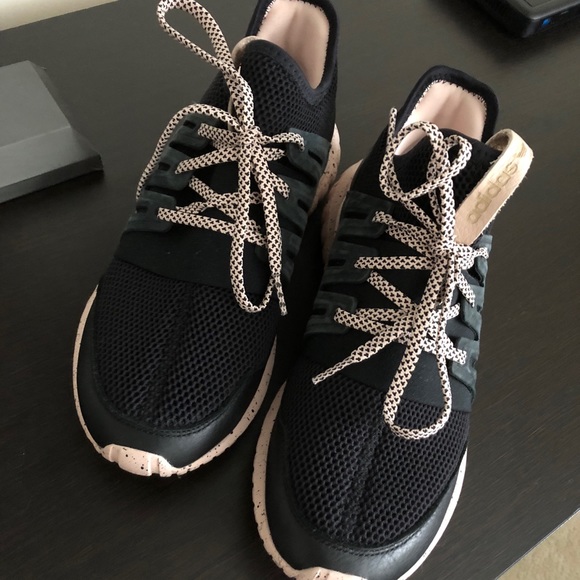 adidas Shoes - Baby Pink Adidas Size 7.5 Really good condition!